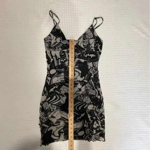 GARAGE. Sz XS. Gray/Black Spaghetti Strap form fitting dress. - Picture 11 of 13